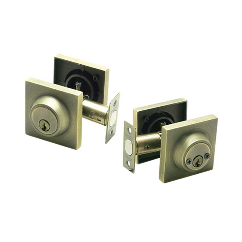 Double cylinder deadbolt