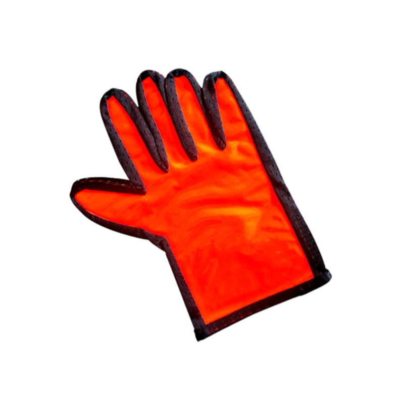 Reflectorized glove